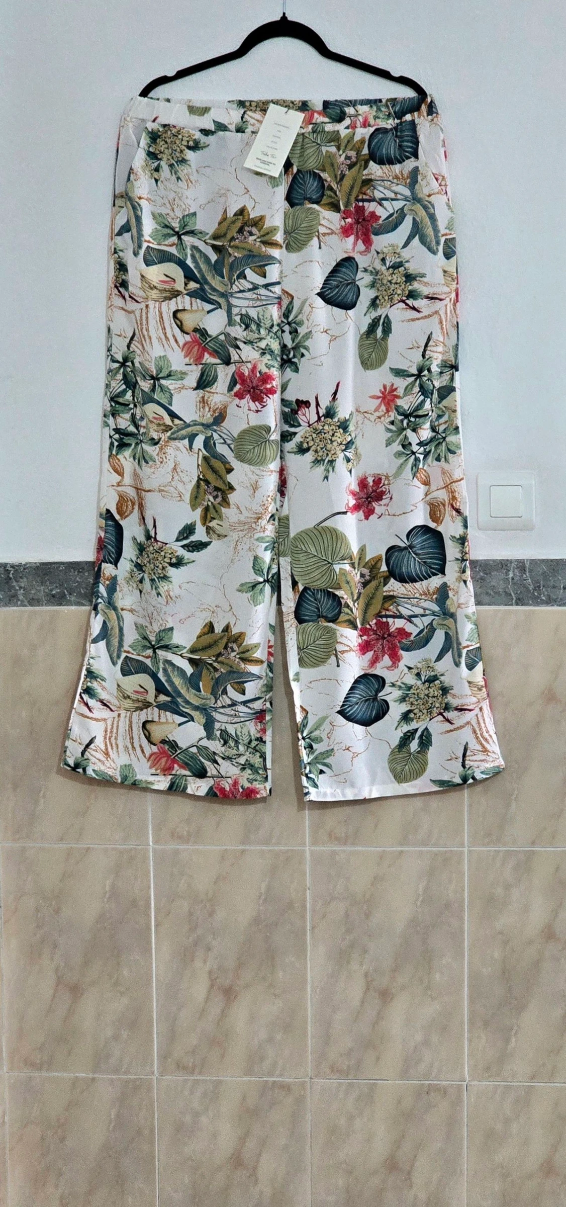 Pantalón fluido estampado tropical – Talla 1XL